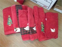 ASSTD CHRISTMAS TOWELS, BATH, HAND, WASHCLOTH, RED