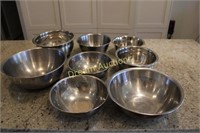 6 Metal Mixing Bowls, various sizes