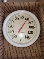 OUTDOOR THERMOMETER