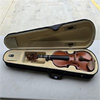Fine Cecilio Violin With Case