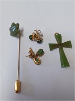 Lot of Goldtone and Jade Jewelry- Pins, Cross a