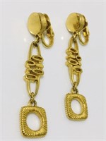 Vintage 1970’s Trifari Drop Dangle Earrings Gold