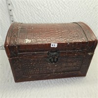 Wooden Hinged Jewelry Trinket Box