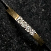 $2400 14K  2.66G, 0.12Ct Natural Diamond Ring