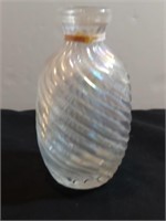 5" Ribbed Mother Of Pearl Glass Vase