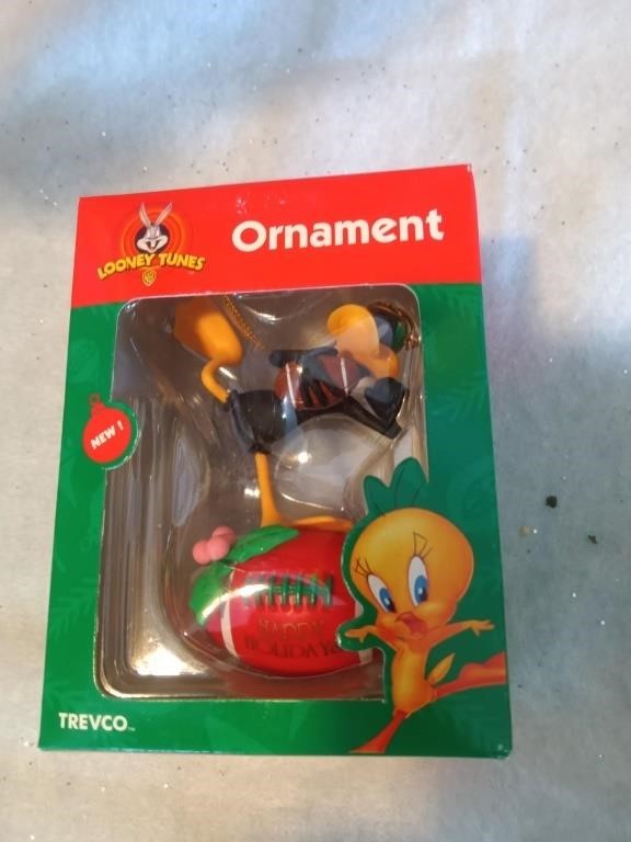 1999 Disney Daffy Duck Collectible Christmas ORN