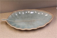 Ceramic leaf bowl