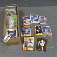 Large Lot of Nolan Ryan Baseball Cards