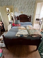 FS bed, linens
