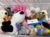 TOTE OF BEANIE BABY'S AND OTHER STUFFED ANIMALS