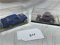 PLASTIC MODELS WITH CASES