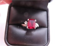 10kt White Gold sz6.25 Ring w/ 3/8" Red Stone 3.1g