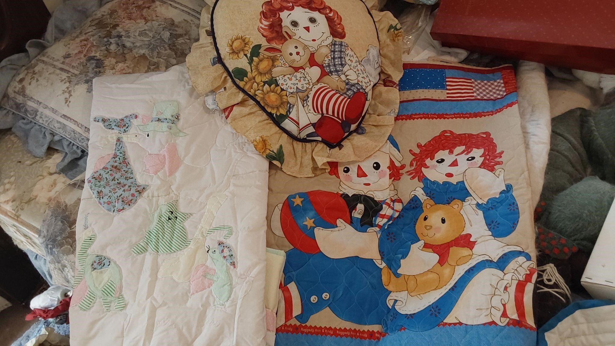 Children's quilts & pillow