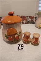 Vintage Mushroom Canister & Salt/Pepper Set(R1)