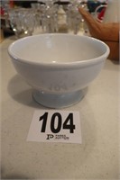 Stoneware Pedestal Bowl(R1)