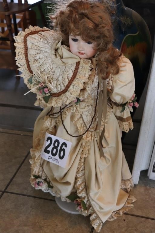 Doll with Stand(R1)