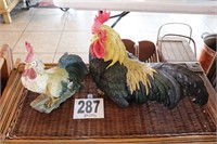 (2) Piece Rooster Decor(R1)