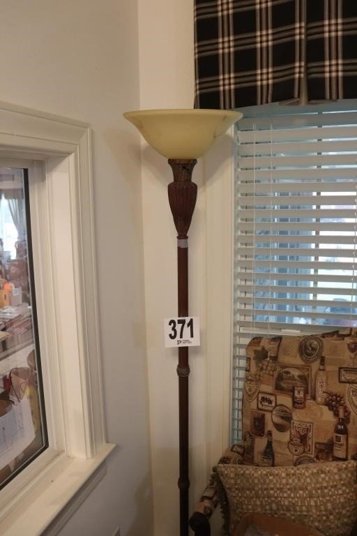 Floor Lamp with Glass Shade(R2)