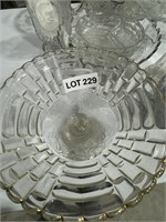 CLEAR GLASS, CUT GLASS AND CRYSTAL ITEMS
