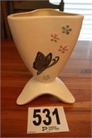 Vintage Hull Vase(R4)