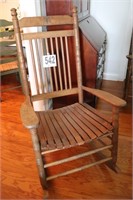 Wooden Rocking Chair(R7)