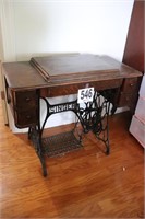 Vintage Singer Sewing Machine with Cabinet (BUYER