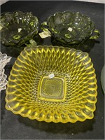 FIVE GLASS PLATES AND BOWLS