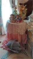 Angel decor, dolls, & antique round table