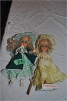 2 dolls
