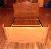 1920's 54''/ double bed frame.