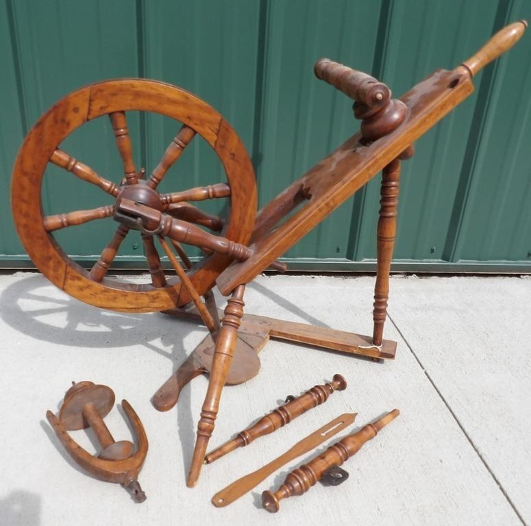 Old Spinning Wheel: As-Is