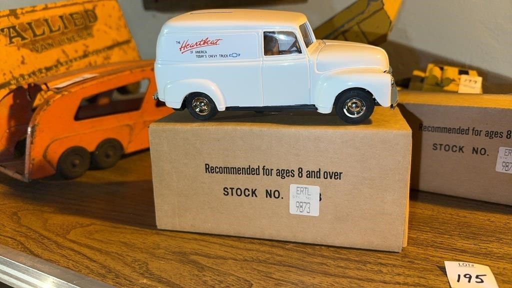 Vintage car parts-a rama, and More.. Online Auction