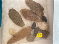 Assorted Native American Indian Arrow Heads