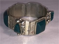 VINTAGE STERLING SILVER  TAXCO GREEN STONE LARGE C