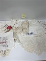Vintage Runners Doilies Crochet Mantle Scarf