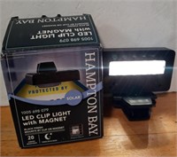 Hampton Bay solar powered LED clip light with