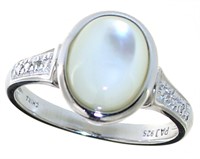 Elegant Cabochon Mother of Pearl & Diamond Ring