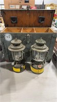 2 MILITARY LANTERNS IN WOOD CRATE