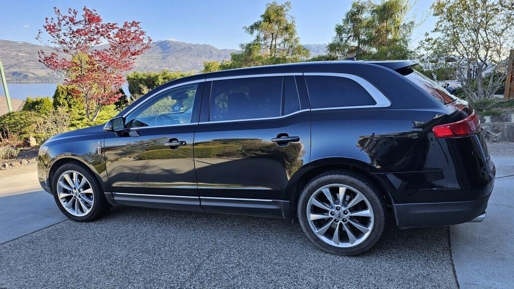 2010 Lincoln MKT EcoBoost AWD