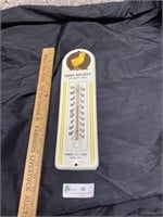 Kaplan Hatchery Charles City, Iowa Thermometer