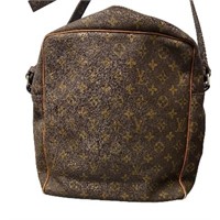 Louis Vuitton Monogram Messenger Bag