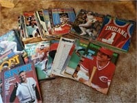 Vintage sports magazines (40+)