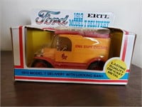 Ford Model T Delivery bank
1:25 scale die cast