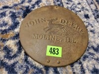 John Deere implement lid