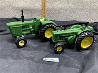 2 Ertl JD toy tractor R & 5020  Metal