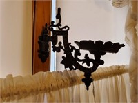 Cast iron lamp wall bracket