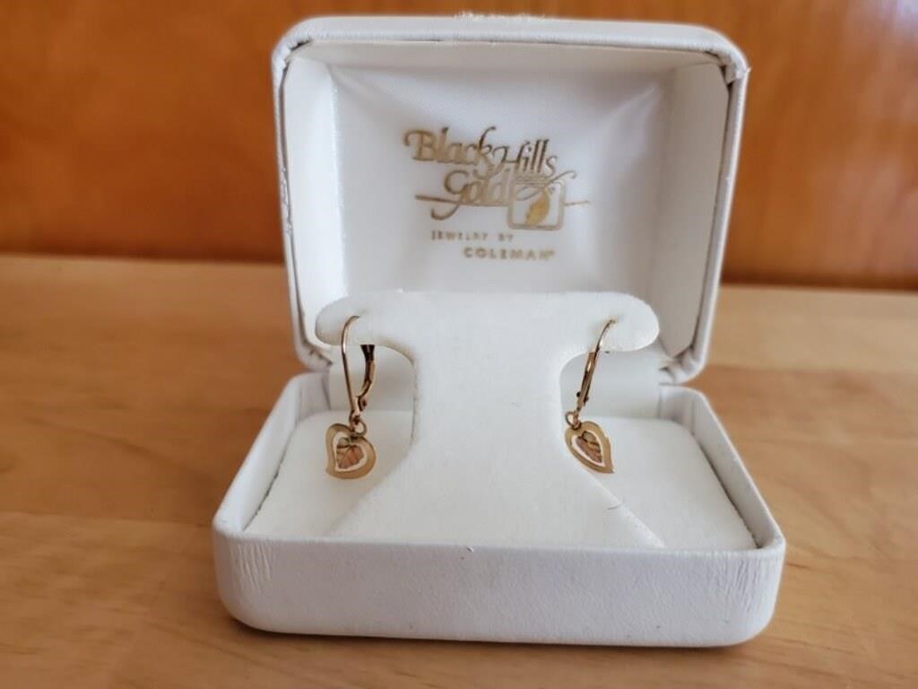 Black Hills Gold dangle earrings