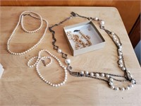 Pearl, beaded necklaces