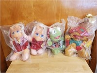 Plush Muppet toys (4)
Set of 4 unopened Muppet