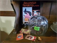 Glass pumpkin jar, Halloween buttons